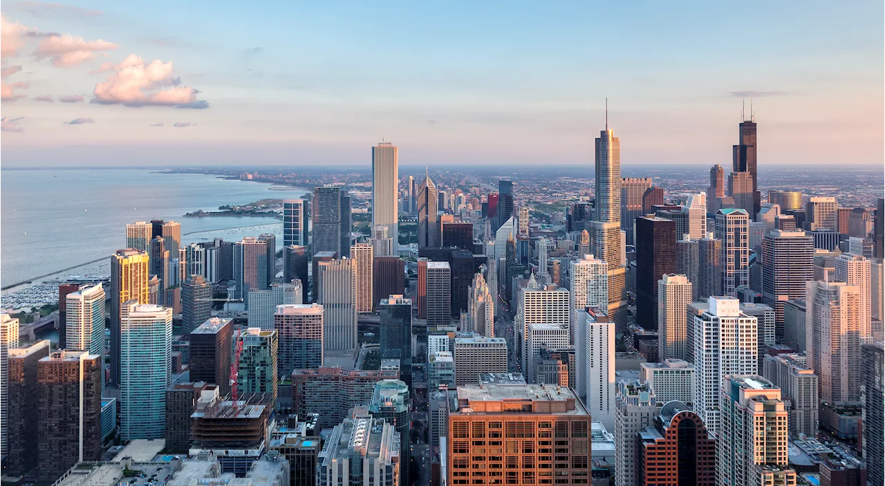 Chicago early voting lags behind 2020 numbers as Election Day nears