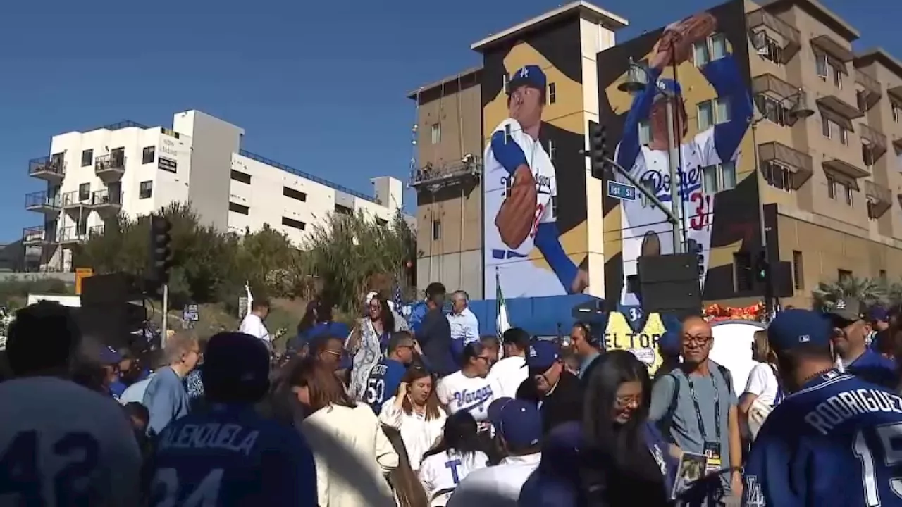 New mural of Fernando Valenzuela unveiled in Boyle Heights