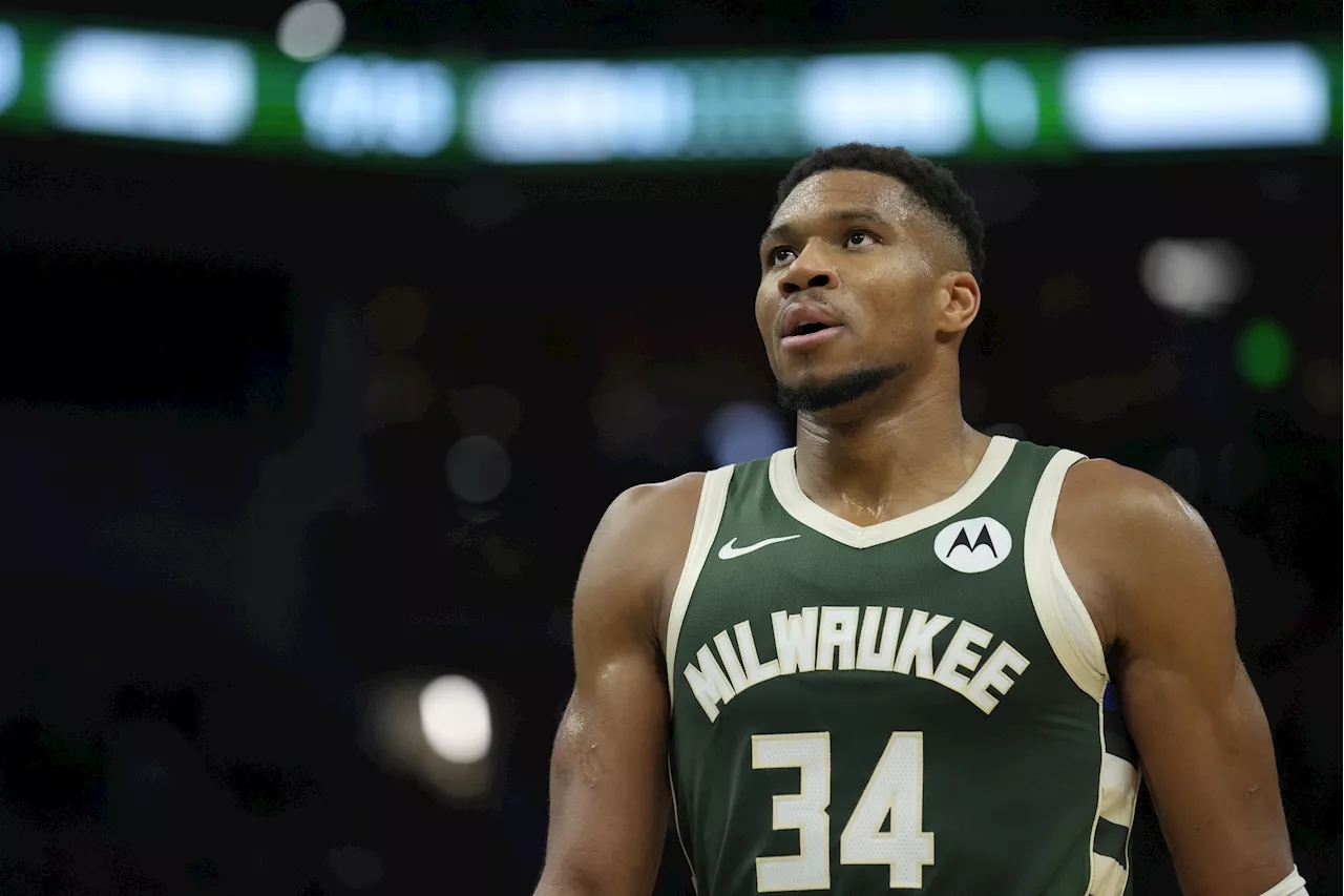 Bucks' Giannis Antetokounmpo Responds to Donald Trump Questioning His Greek Heritage