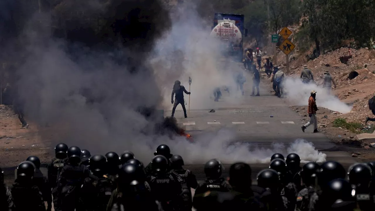 Proteste in Bolivien eskalieren: 'Irreguläre Gruppen' nehmen 200 Soldaten als Geiseln