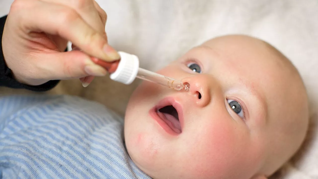 Untersuchung bei Kindern: Nasentropfen mit Salz können Erkältungsdauer verkürzen