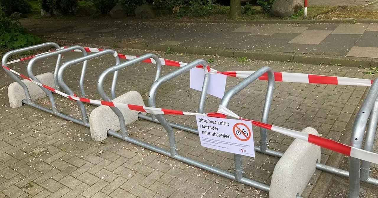 Ärger in Herford: Nicht genutzte Fahrradständer blockieren Parkraum