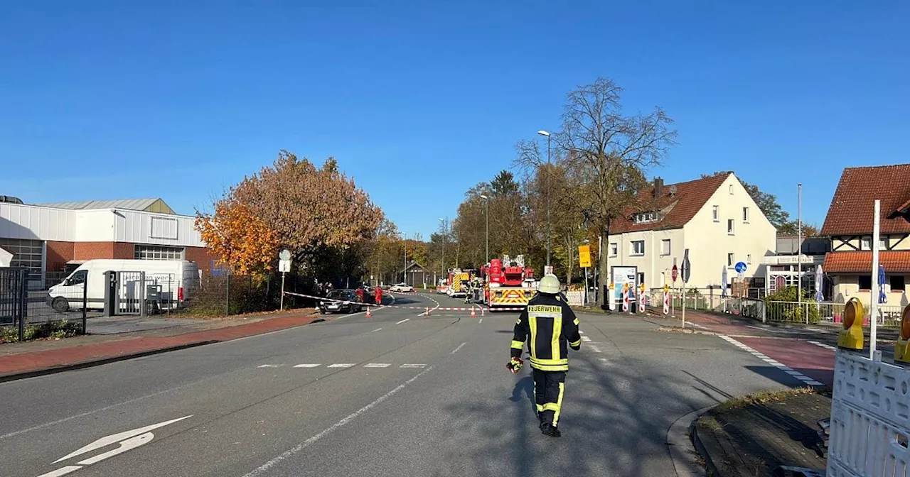 Erdgas strömt aus: Bewohner eines Mehrfamilienhauses in Gütersloh werden evakuiert