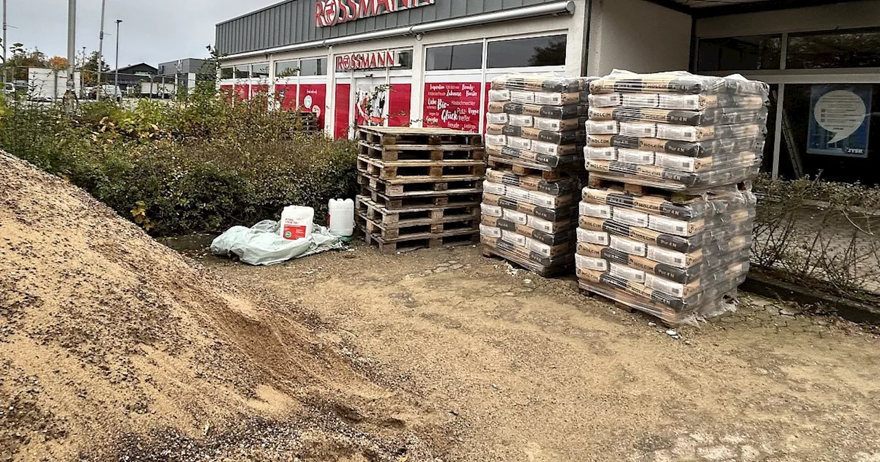 Wasserschaden in Bad Oeynhausen: Rossmann und Jysk kämpfen mit Folgen