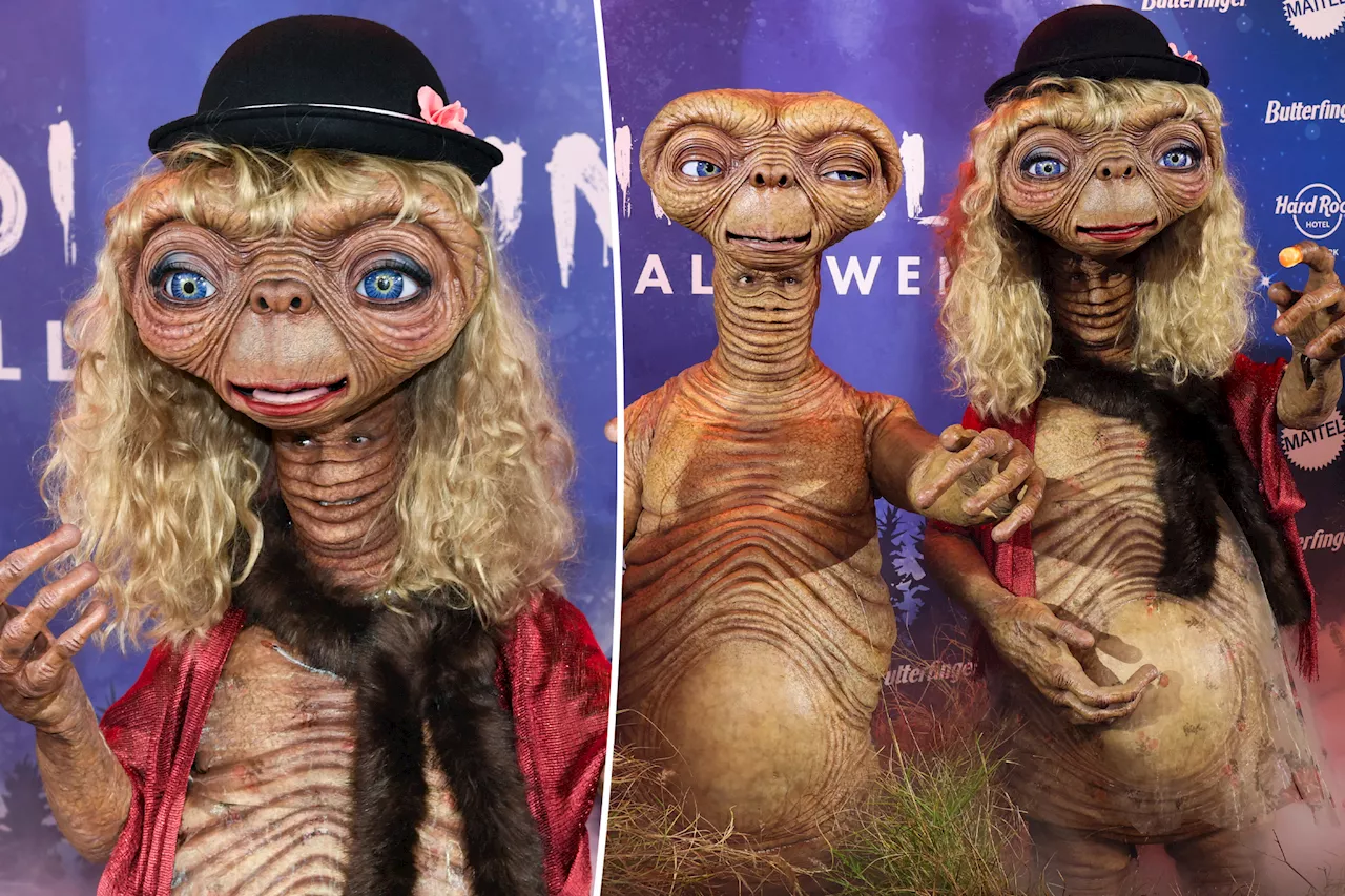 Heidi Klum and husband Tom Kaulitz both dress up as E.T. for Halloween 2024