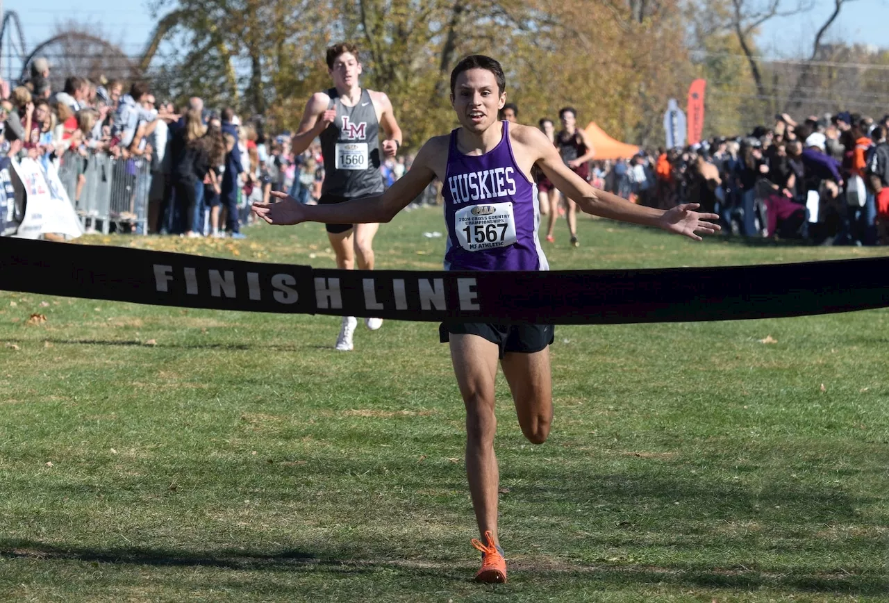 Mifflin County’s Carter Smith, State College boys shine at PIAA Cross Country Championships