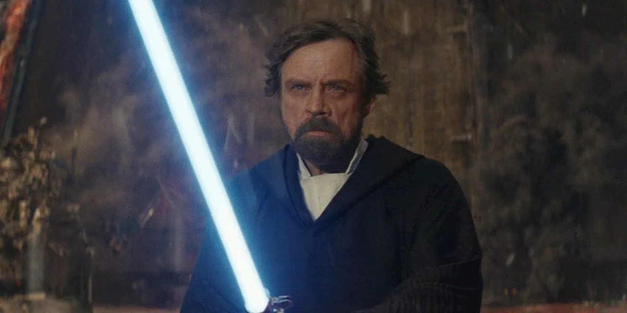 Star Wars Explains Why Lightsabers Are Jedi Weapons When Anyone Can Use Them