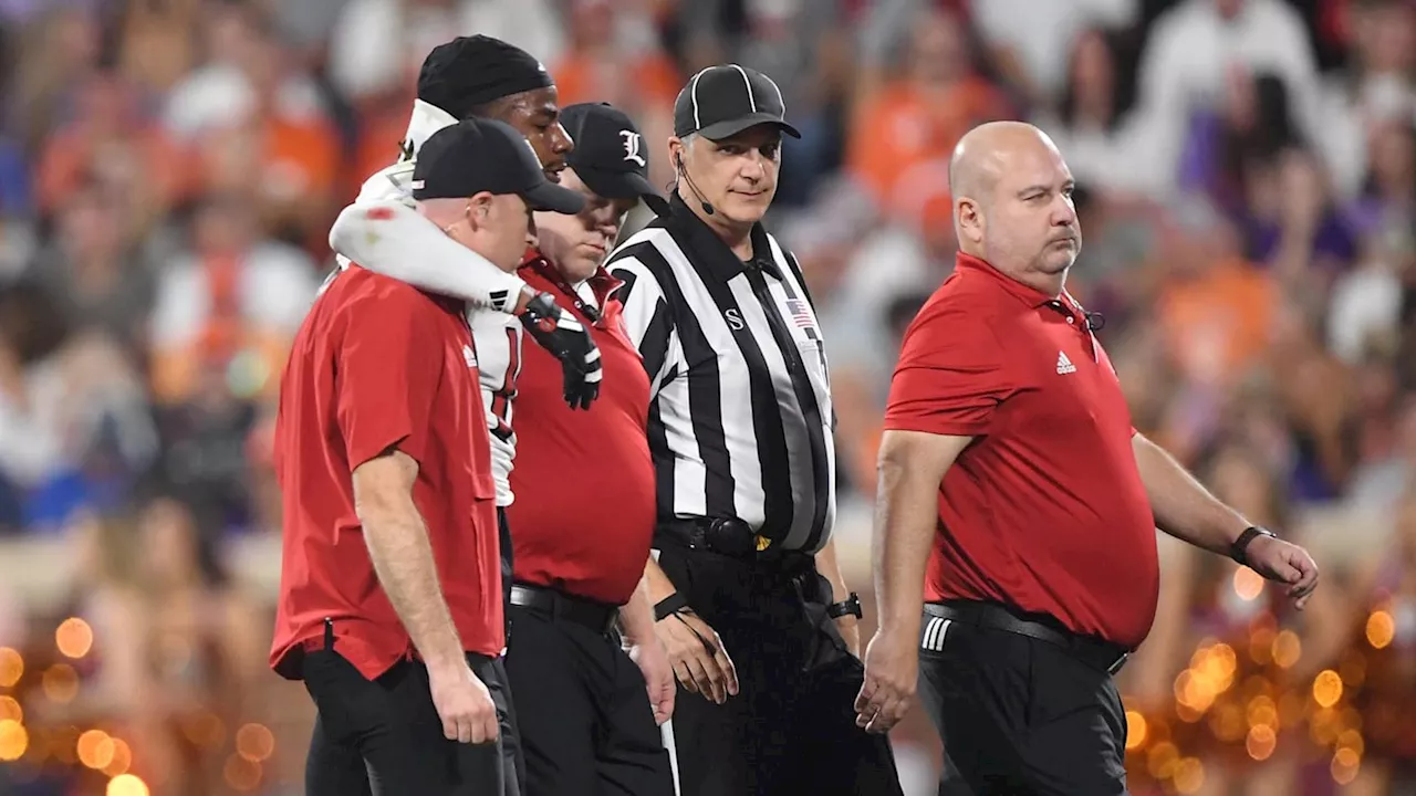 Louisville LB Ben Perry Discharged from Hospital Following Scary Injury vs. Clemson