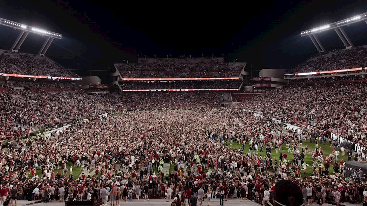 Recruits Share Reactions to South Carolina’s Dominant Win Over No. 10 Texas A&M and E