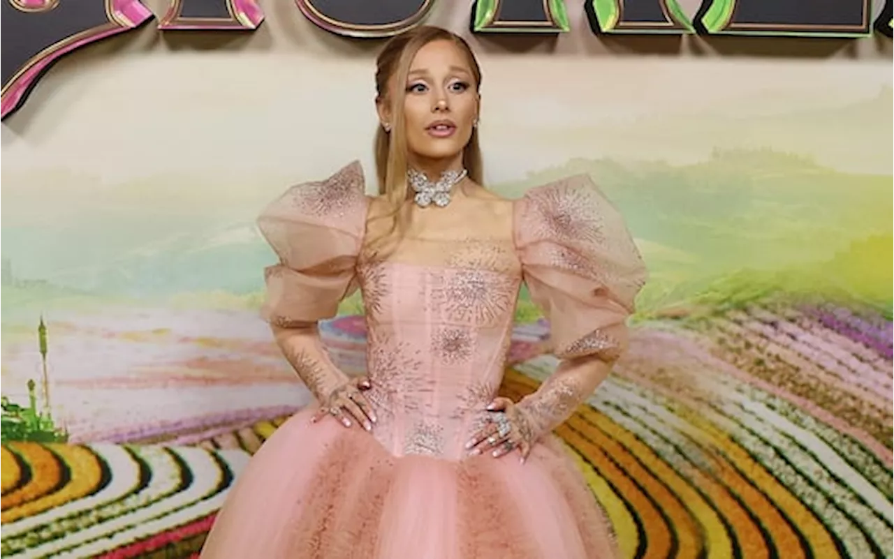 Wicked, Arianna Grande e il cast del film sul red carpet austrialiano del musical