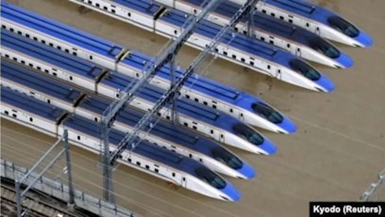 Non-stop heavy rain halts Japan's famed Shinkansen bullet trains; over 139,000 people affected