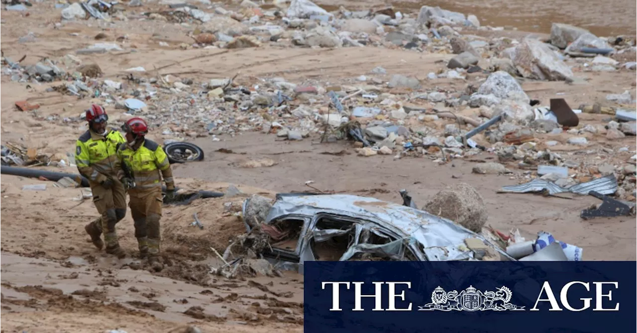 Mud hurled at King Felipe of Spain as he visits flood-ravaged areas