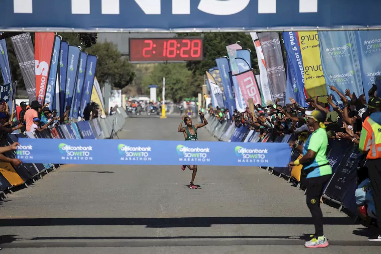 Onalenna Khonkhobe closes superb season with Soweto Marathon victory