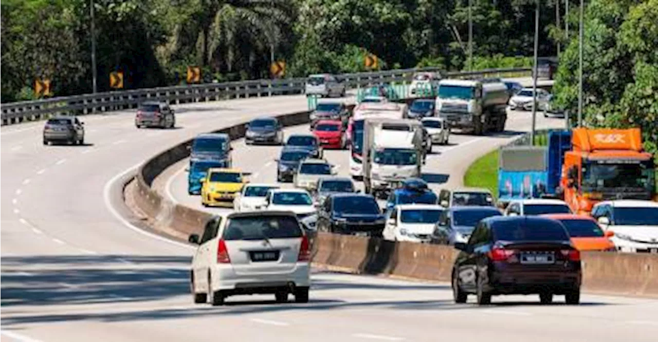 Slow-moving traffic on major highways heading into Klang Valley