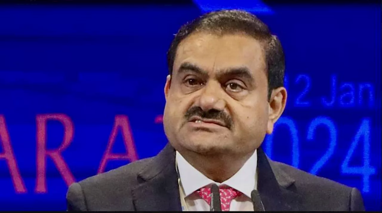 Gautam Adani Kehtā Hai Ki 'Hijrāt' Adani Group Ko Tāqatmand Banātī Hain