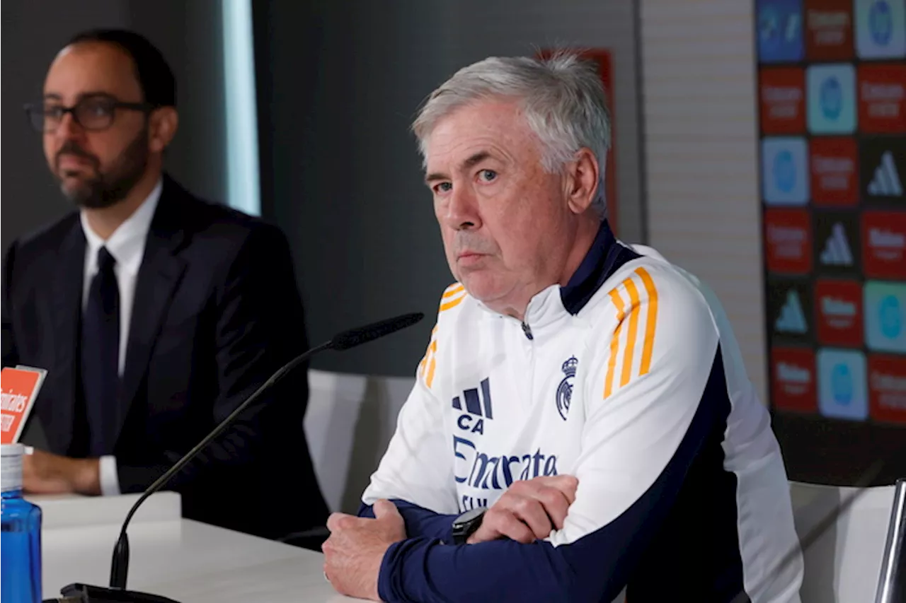 Allenatore del Real Madrid Carlo Ancelotti parla ai media