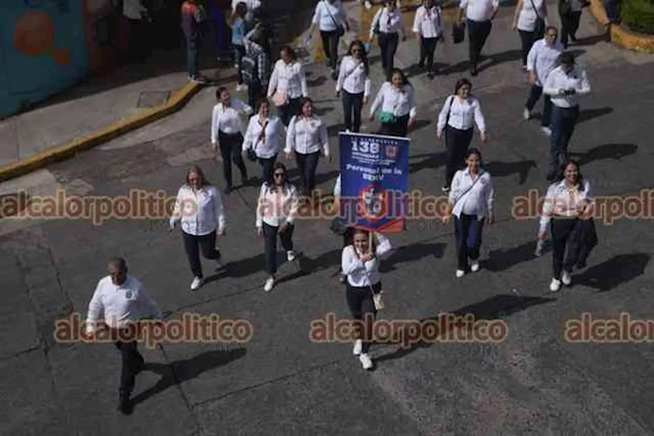 Benemérita Escuela Normal Veracruzana Conmemora Su 138º Aniversario Con Gran Desfile