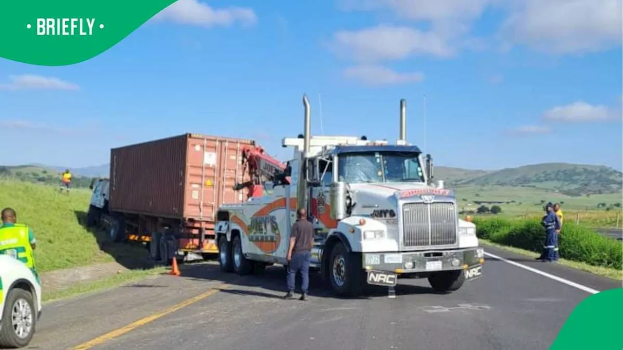 Truck Driver Crashes into Another Vehicle due to Distracted Driving on R34