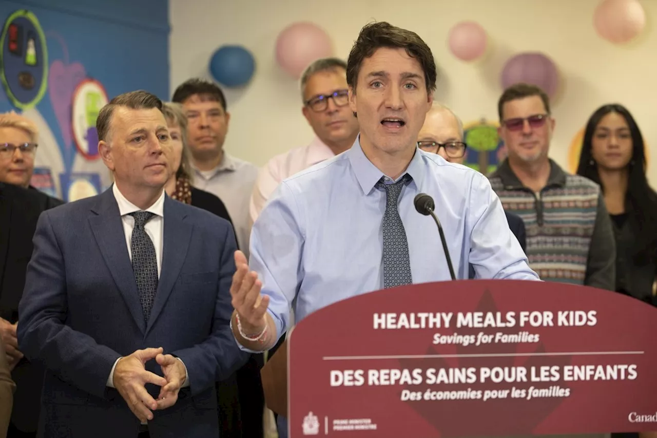 Prime Minister Justin Trudeau and Donald Trump meeting in Florida, source says