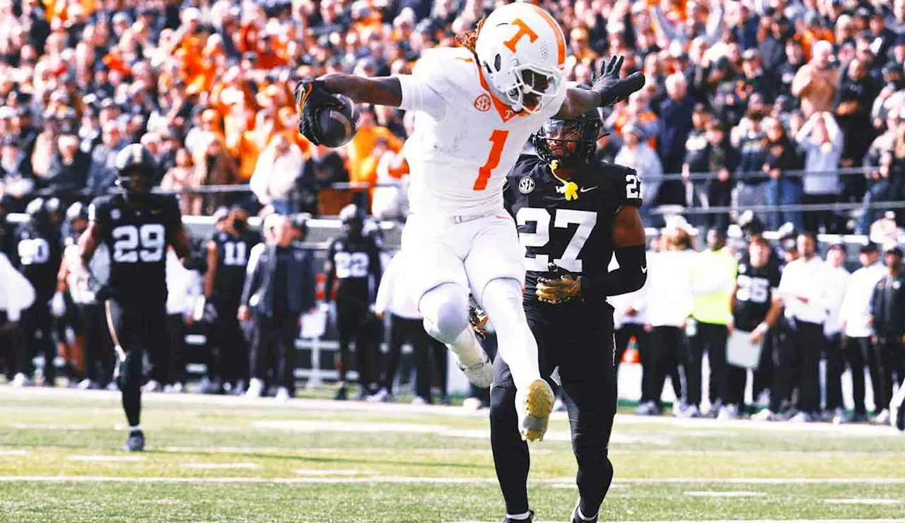 No. 8 Tennessee rallies from nightmare start to rout Vanderbilt 36-23