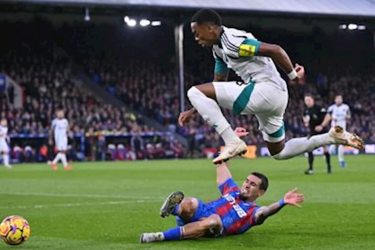 Daniel Muñoz salvó al Crystal Palace: vea agónico y espectacular gol