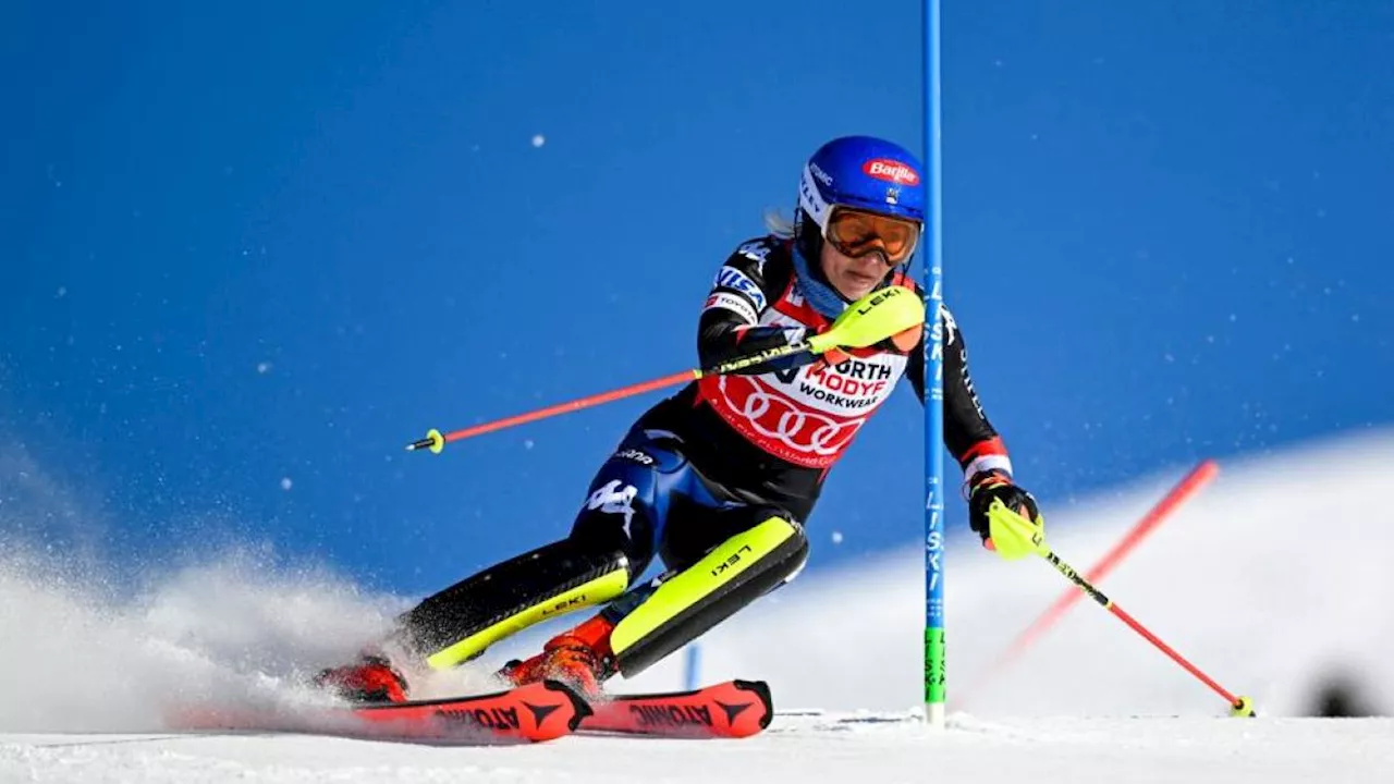 Shiffrin davanti a tutti nella prima manche del gigante: obiettivo 100 vittorie. Brignone settima