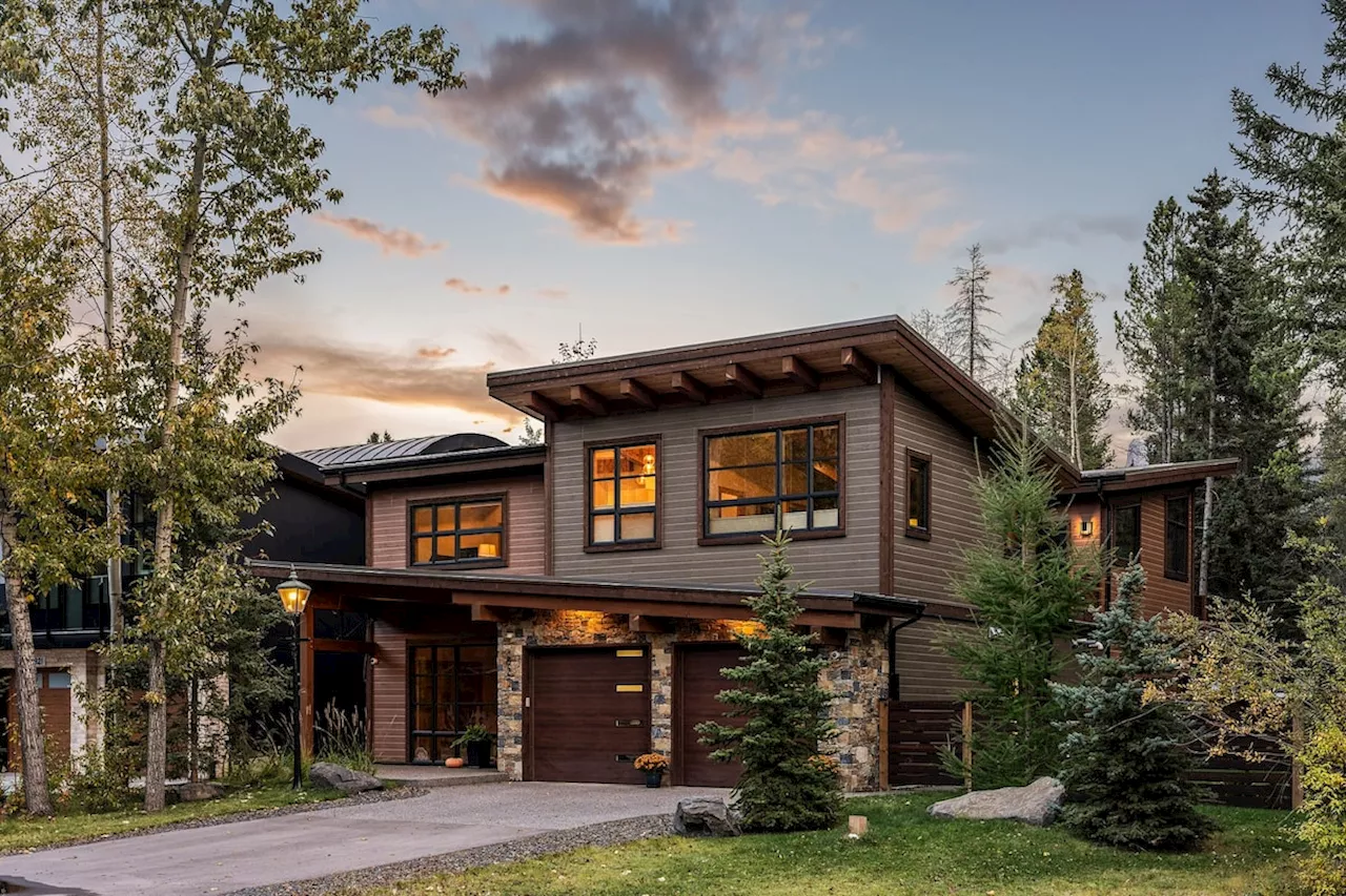 Obstructed view and building site next door hampers sale of Canmore home