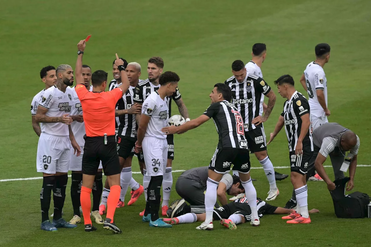 Botafogo perde cedo na final da Libertadores, memes e comparações a Anderson Silva invadem redes sociais