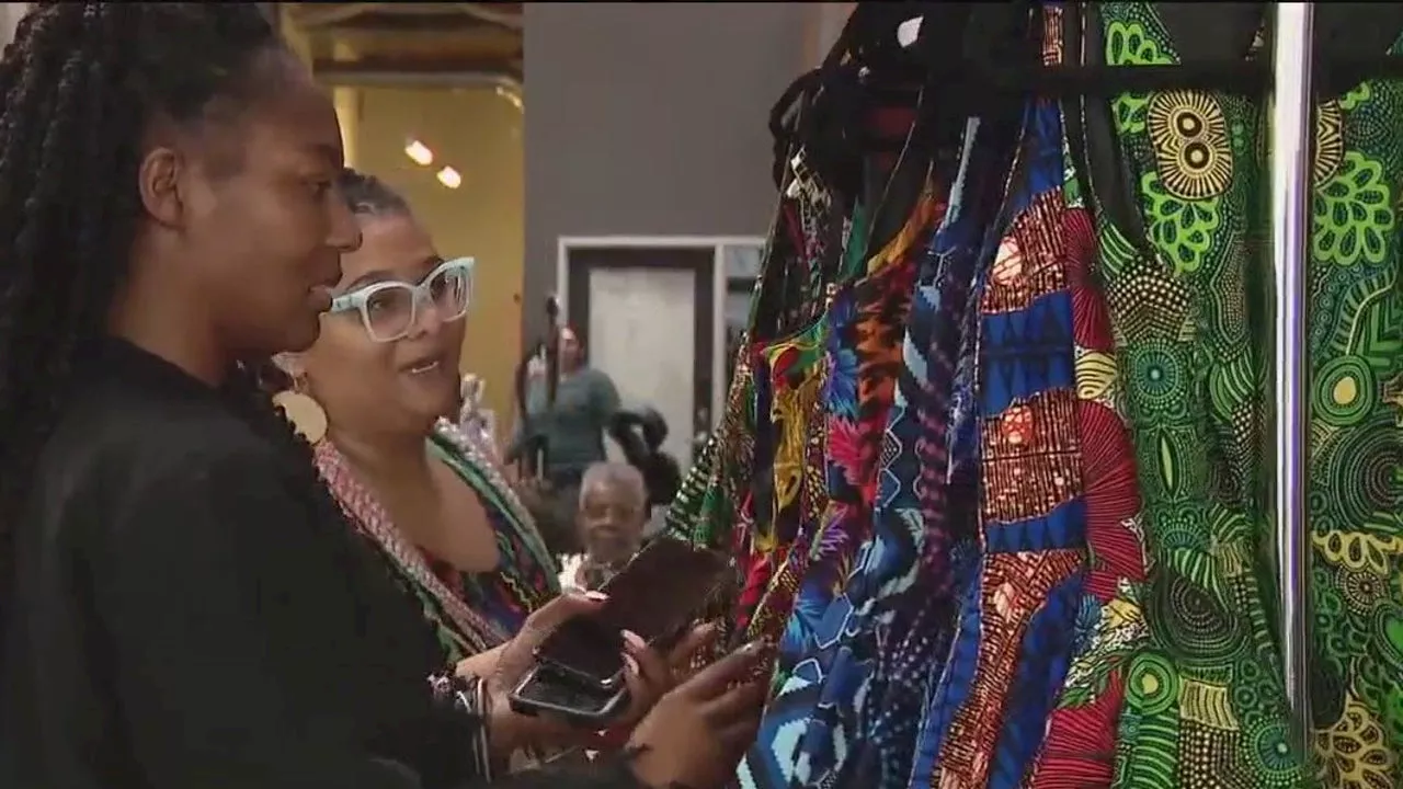 Blackout Holiday Market showcases Black entrepreneurs in Oakland