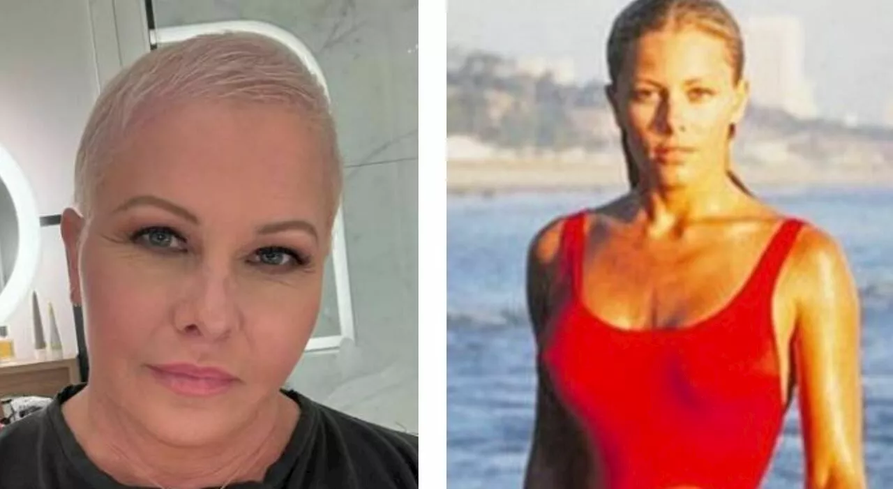 Nicole Eggert, l'attrice di Baywatch in lacrime per il tumore al seno: «In attesa, forse, di un intervento chi