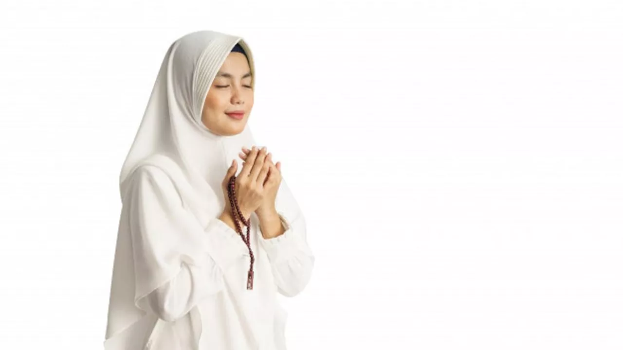 Hukum Wanita Lantunkan Sholawat dengan Merdu dan Didengarkan Pria, Simak Penjelasan Buya Yahya