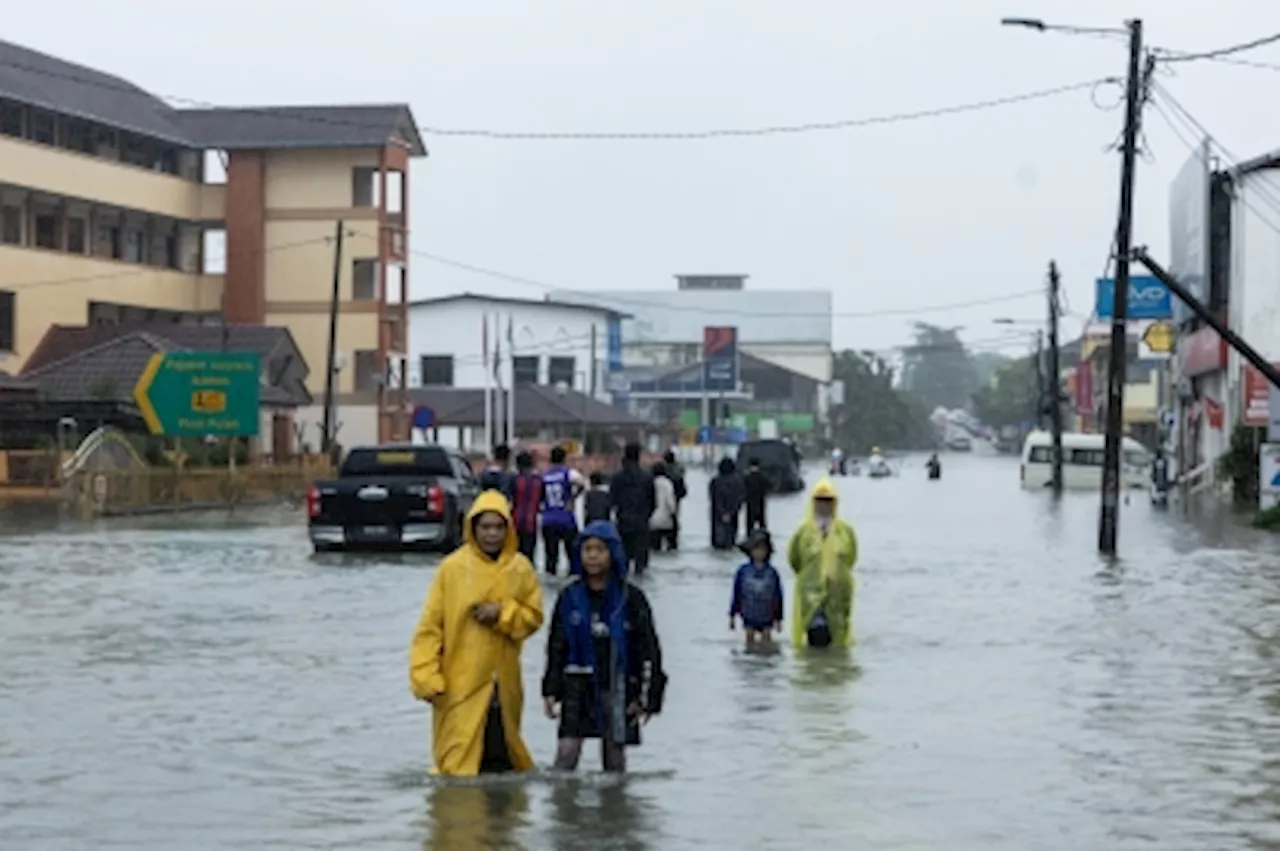 Malaysia Floods: 140,492 Evacuees Across Eight States