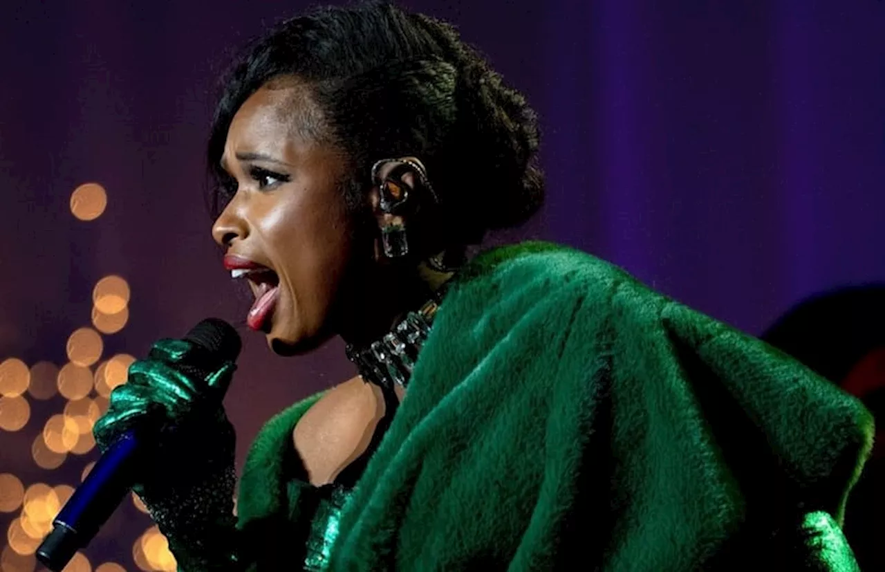 Jennifer Hudson Hadirkan Album Natal The Gift of Love dengan Sentuhan Keluarga dan Cinta