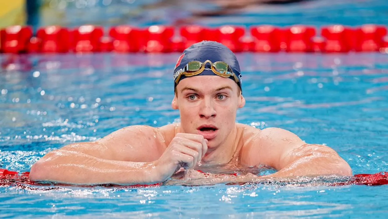 Léon Marchand Se Défroque des Mondiaux en Petit Bassin en raison de l'Épuisement