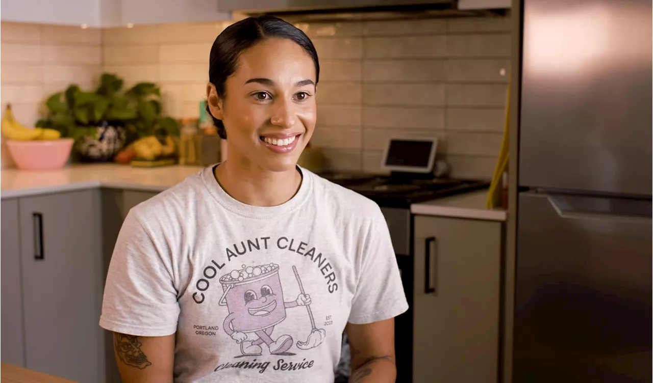 30-Year-Old Turns Cleaning Side Hustle Into $10,000 Monthly Business Without College Degree