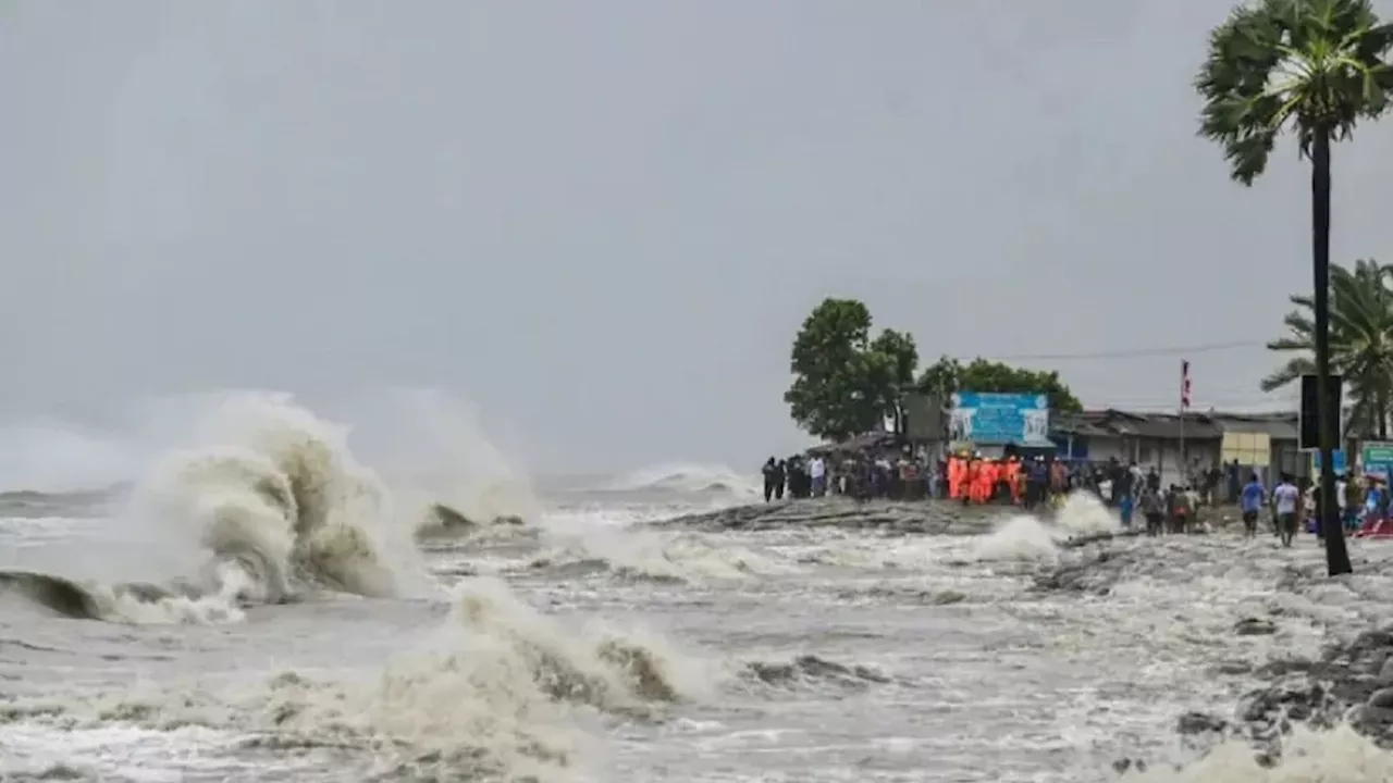 Cyclone Fengal: समुद्र में उठने लगीं ऊंची लहरें, पुडुचेरी के पास आज दस्तक देगा चक्रवाती तूफान फेंगल, प्रशासन अलर्ट