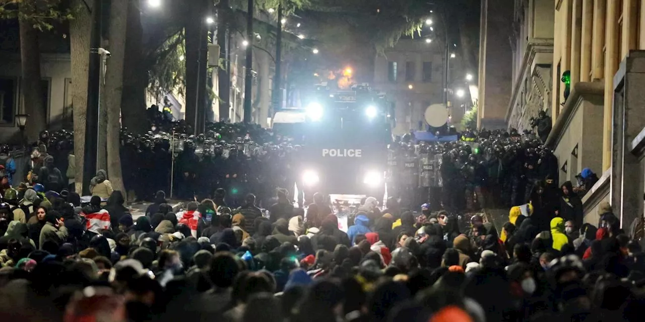 Georgiens Polizei meldet &uuml;ber 100 Festnahmen nach Protesten