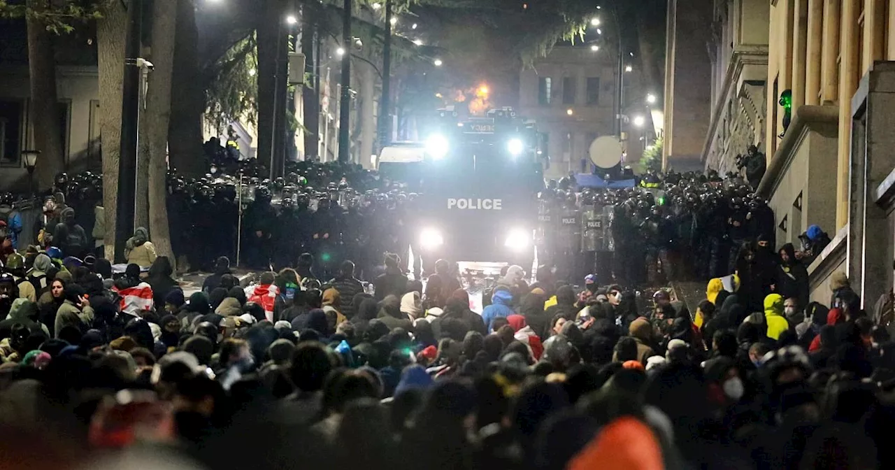 Georgiens Polizei meldet über 100 Festnahmen nach Protesten