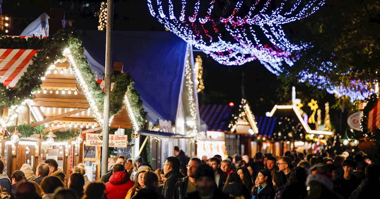 Mercado de Natal em Berlim abre portas com as tradicionais diversões e vinho quente