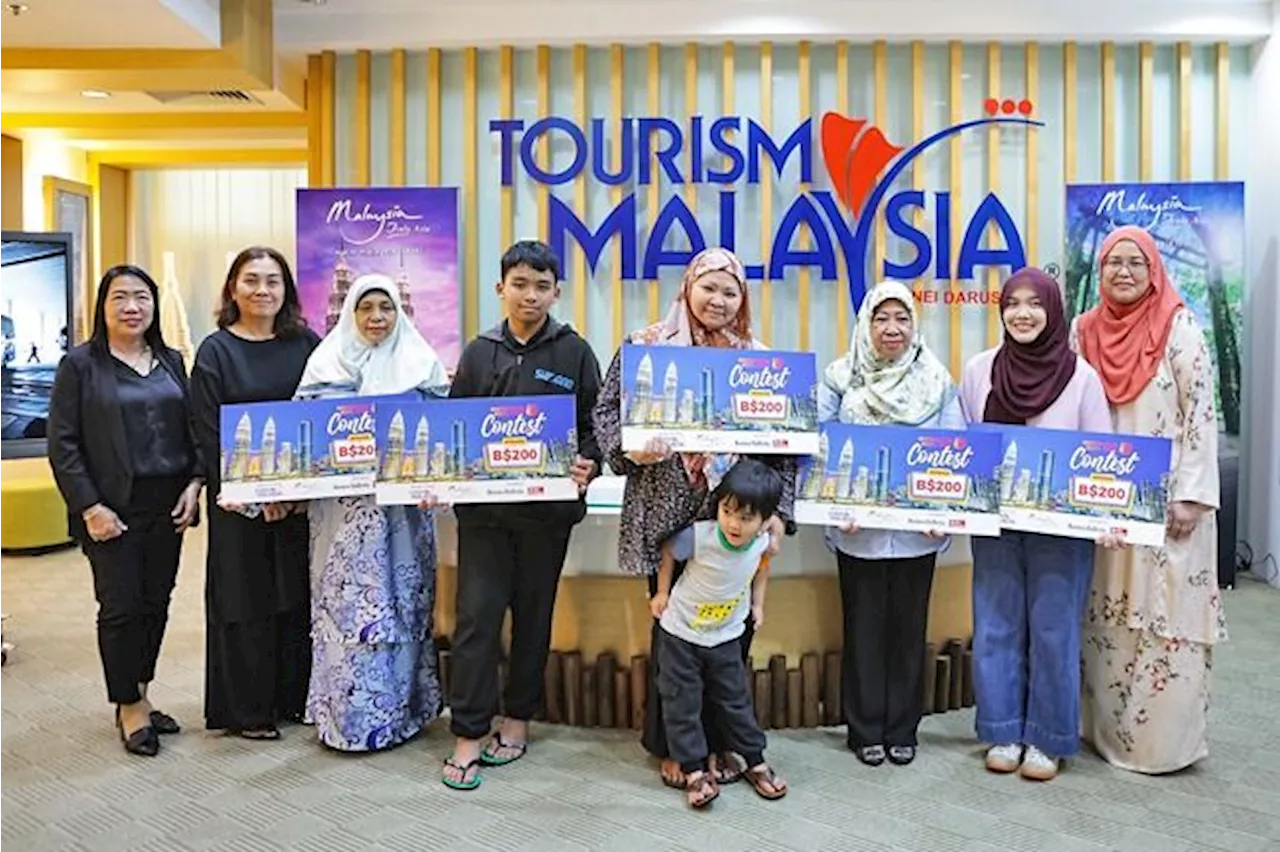 Lucky quiz winners receive cash prizes from Tourism Malaysia (Brunei) Office