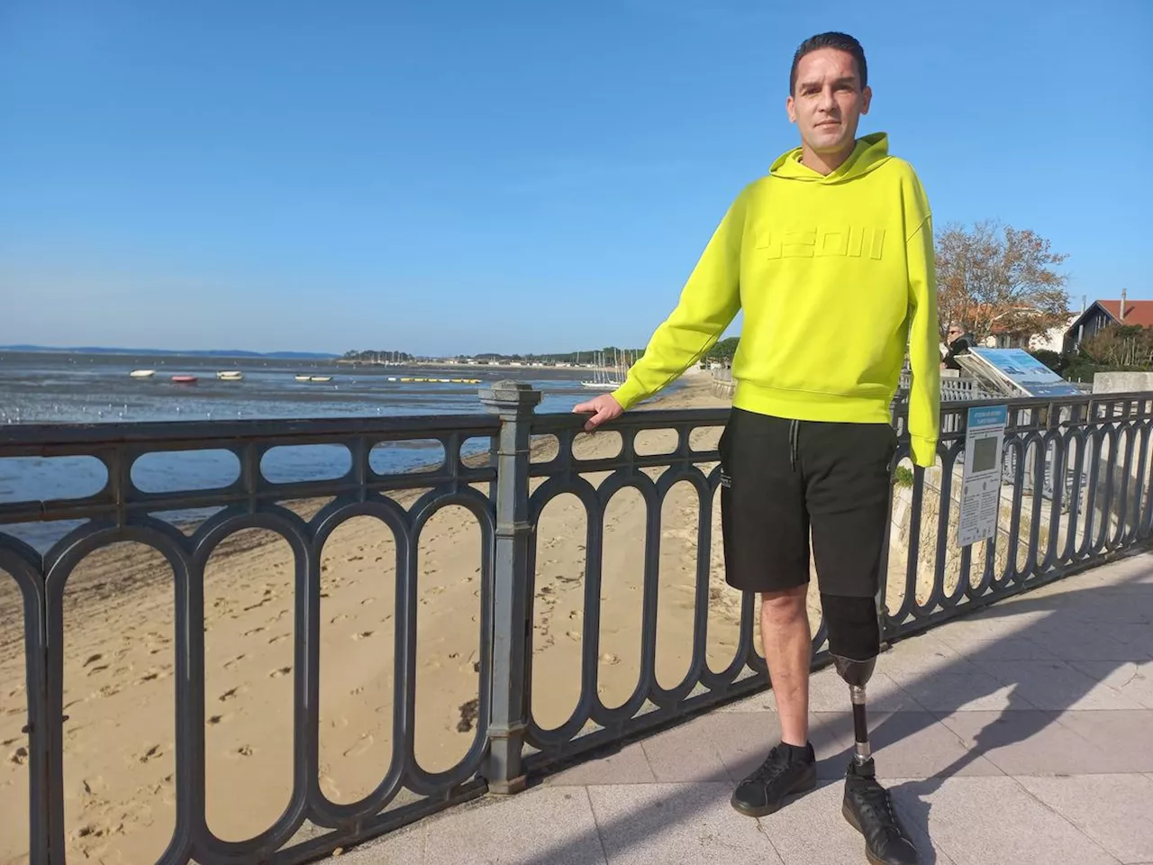 L'homme de fer participe au semi-marathon de Bordeaux