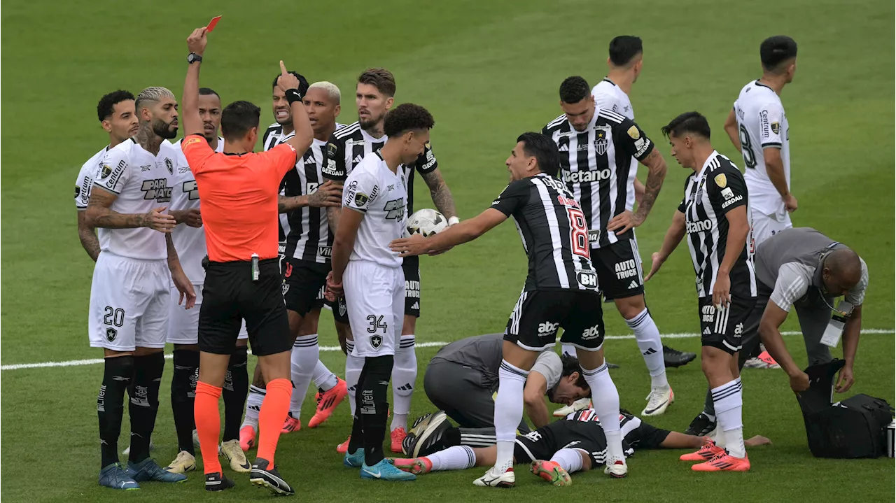 Botafogo Middenvelder Gregore Haalt Snelste Rode Kaart in Copa Libertadores-finale