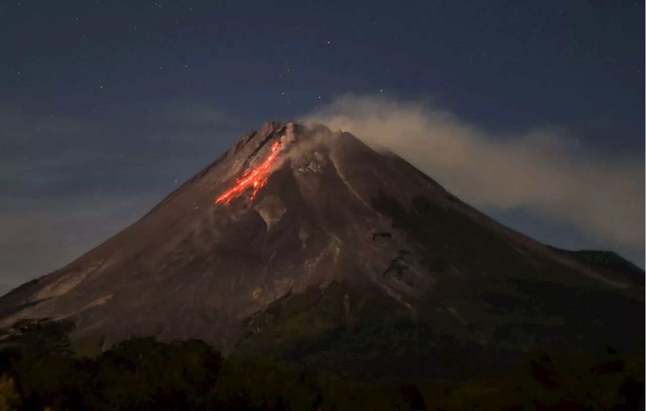 Indonésie : Au moins 10 morts lors de multiples éruptions d’un volcan