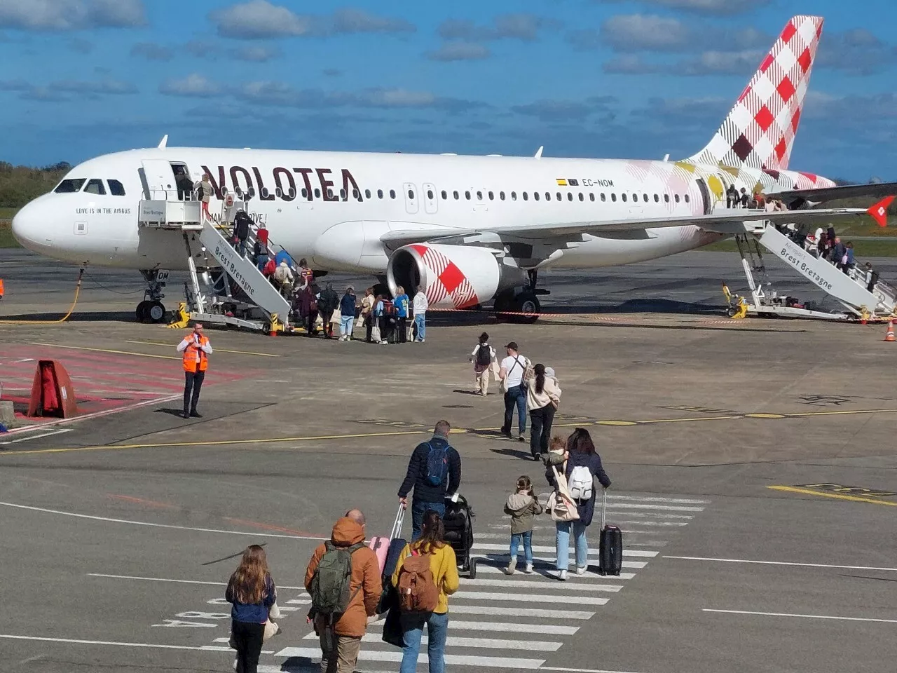 Leur vol vers Lyon vire au cauchemar : 'Volotea, c'est fini pour moi'