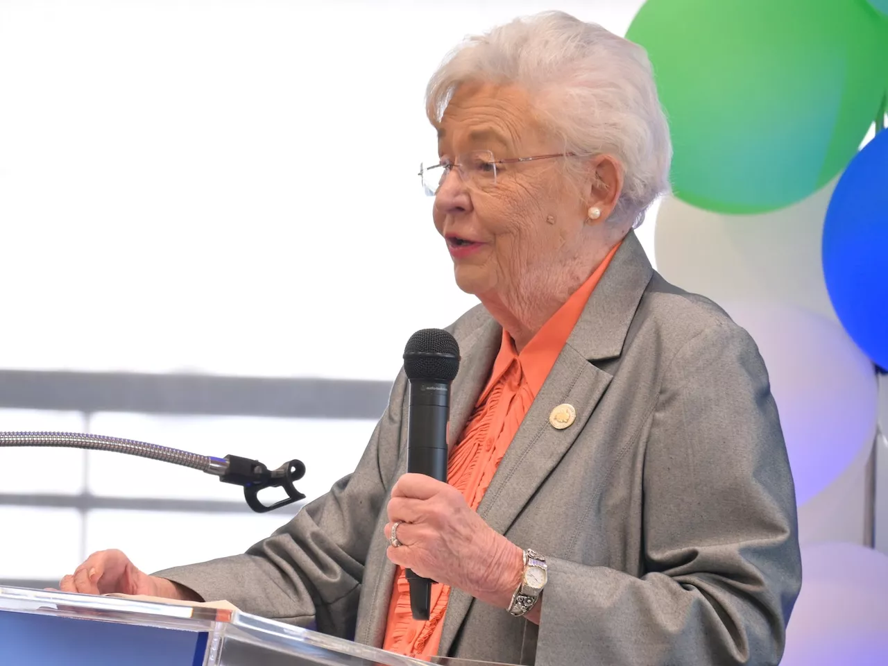 Alabama Gov. Kay Ivey receives emergency medical attention at Caroleene Dobson campaign event