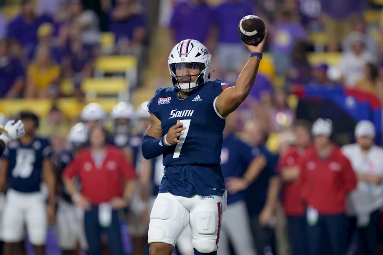 South Alabama coach Major Applewhite gives injury update on quarterback Gio Lopez