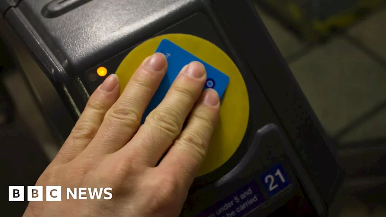 TfL resumes Oyster photocard applications after cyber attack