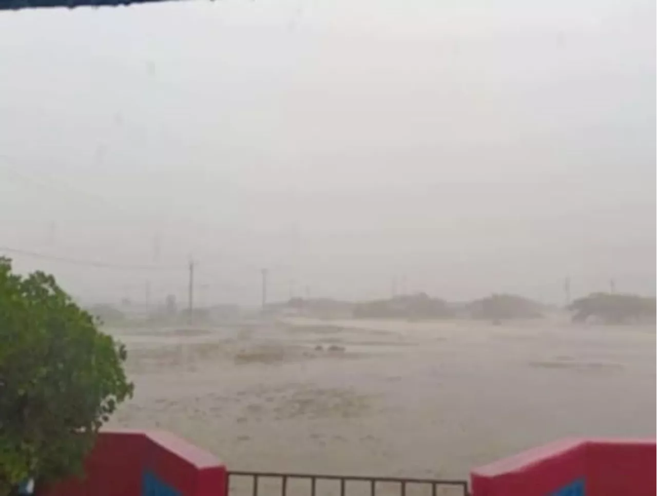 ‘Rafael’ ya es Depresión Tropical: se registran fuertes lluvias en La Guajira