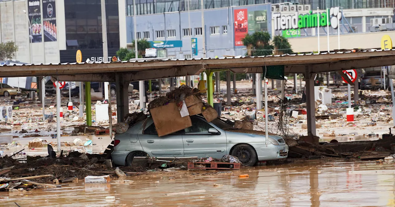 Spain's flood nightmare continues as heavy rain hits Barcelona, Valencia tries to dig out