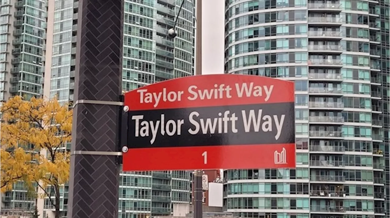 City of Toronto unveils ceremonial Taylor Swift street signs